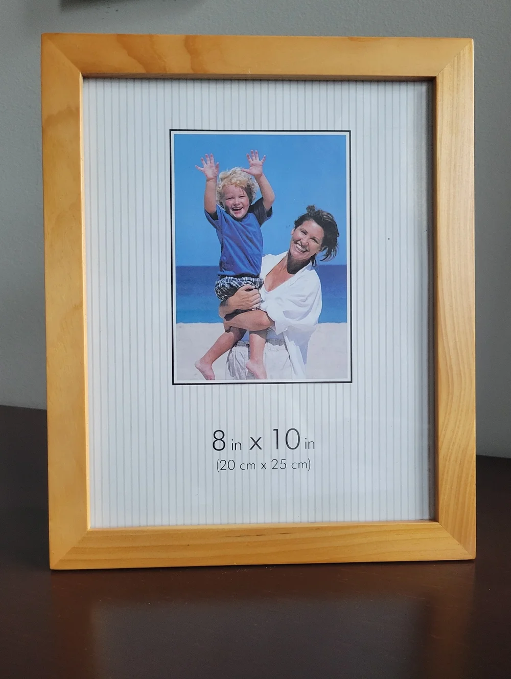 Pine Wood Y2K Modern Picture Frames, Set of 3